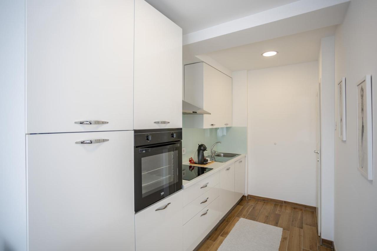 Apartment Sara Belgrad Exteriör bild